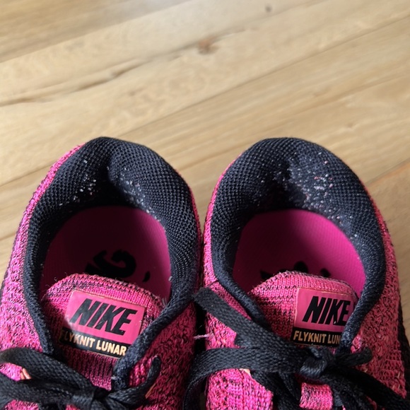 Women’s Nike Pink Flyknit Lunar 3 Running Shoes Sz. 7.5 Sneakers Workout Gear - Picture 5 of 8